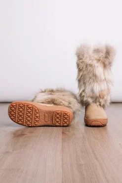 Online Natural Coyote Wool-Lined Fur Boots Women Boots & Handbags